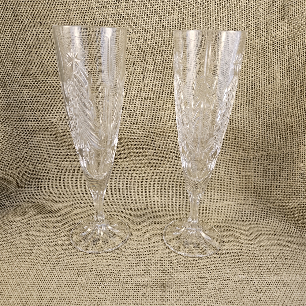 Mikasa Christmas Tree Crystal Champagne Flutes - Pair
